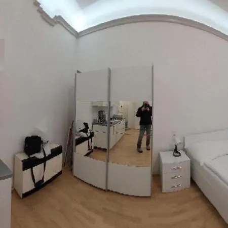 Ai Quattro Angeli Aparthotel Prague