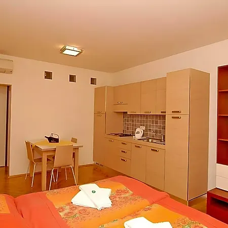 Ai Quattro Angeli Aparthotel Prague