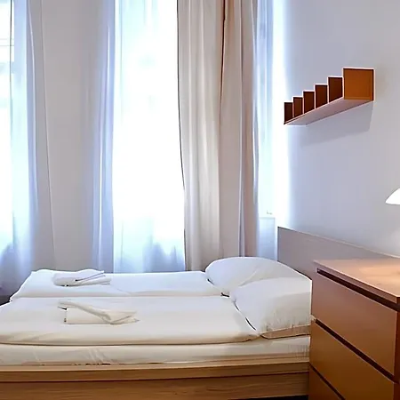 Ai Quattro Angeli Aparthotel Prague