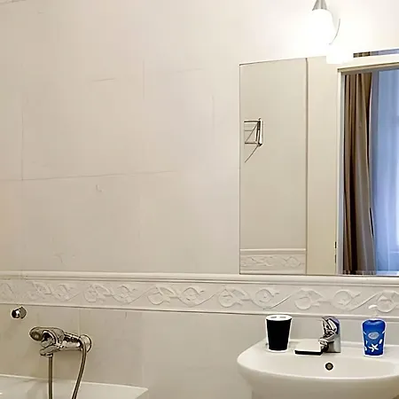 Ai Quattro Angeli 3* Prague