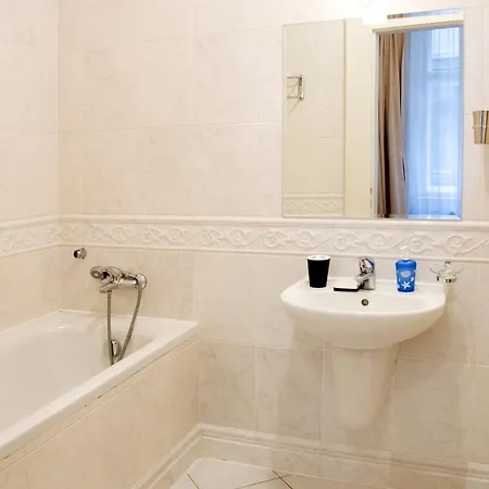 Ai Quattro Angeli Aparthotel 3*