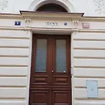 Lägenhetshotell Ai Quattro Angeli Prag