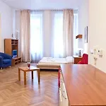 Ai Quattro Angeli Lägenhetshotell 3*