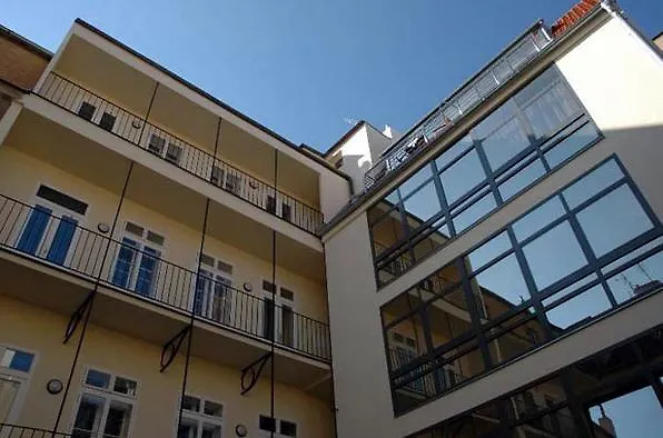 Ai Quattro Angeli Apartmanhotel Prága